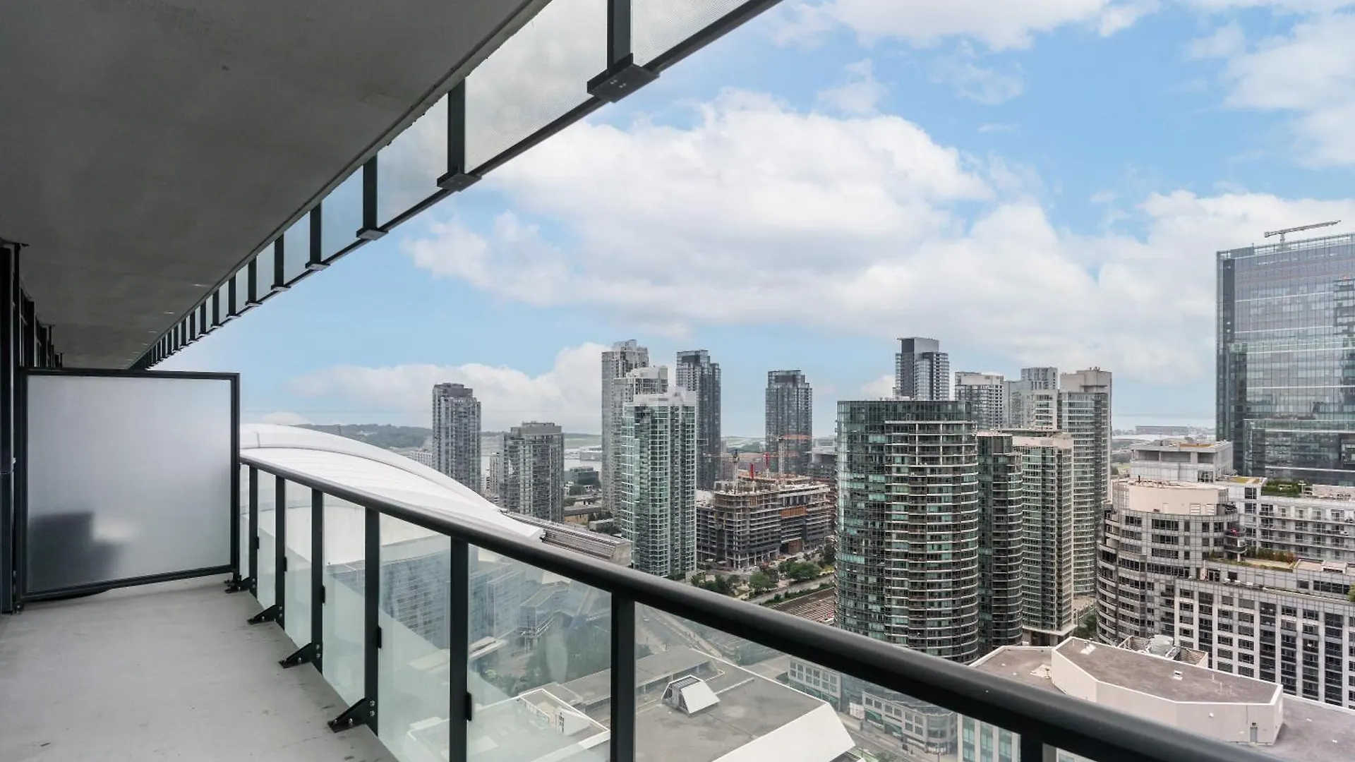 Globalstay Modern Downtown Apartment Toronto Canadá